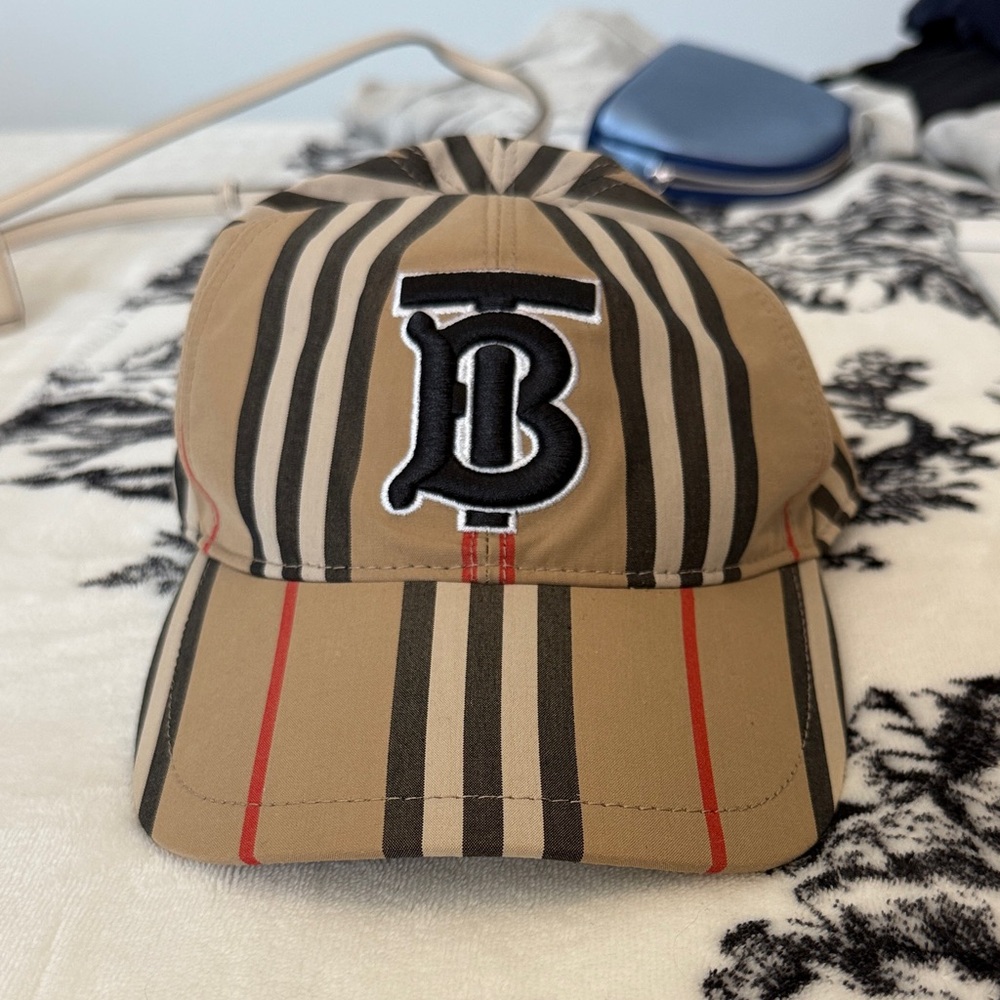 Burberry Tan Striped Cap Hat size S